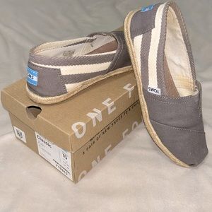 Women’s TOMS Flat Espadrilles